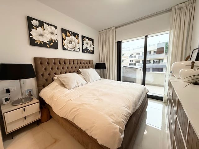 Apartamento de 3 habitaciones en Playa Flamenca, Orihuela en venta con piscina - 499.000 € (Ref: 9558976)