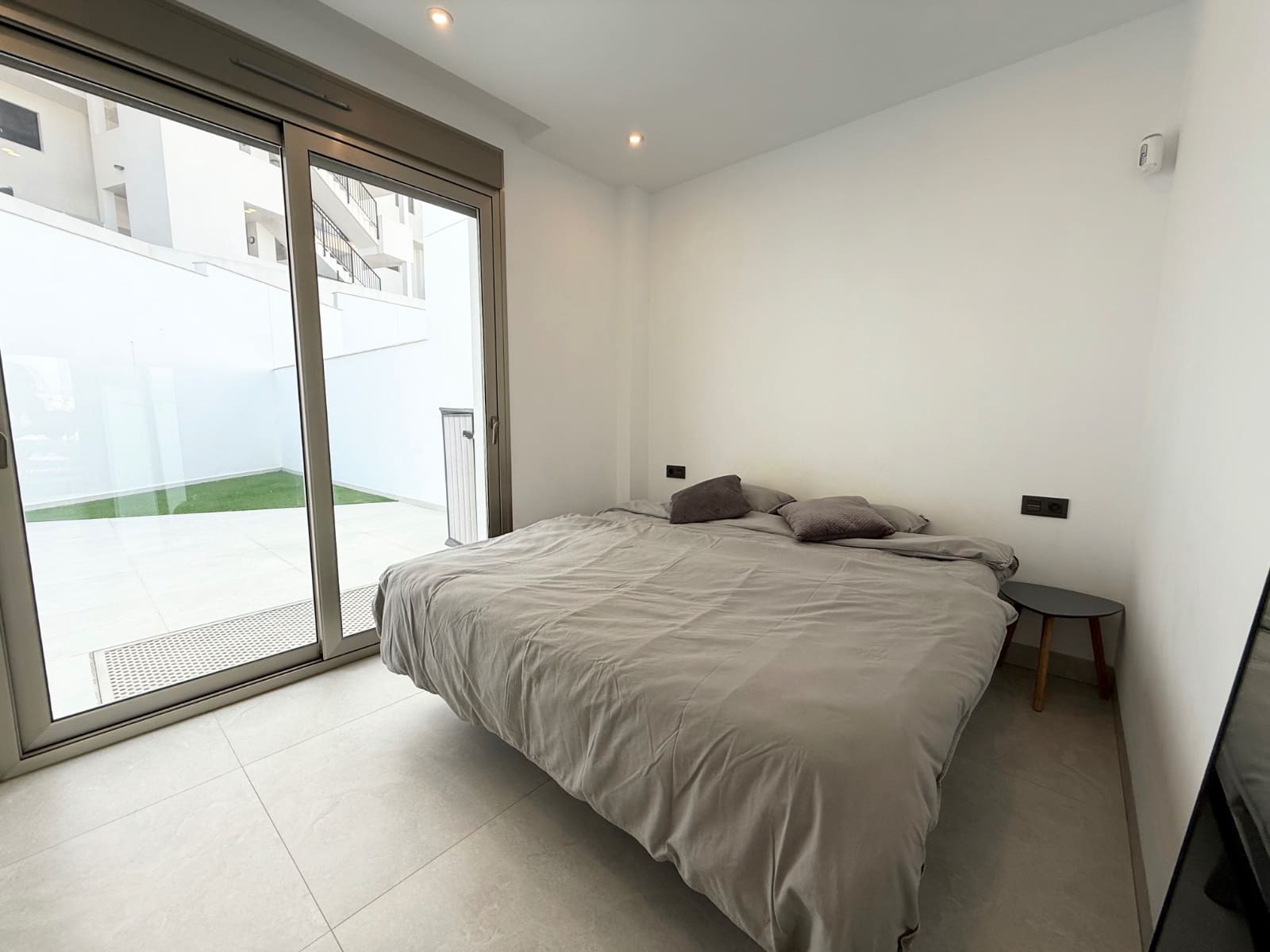 4 soveværelse Villa til salg i Villamartin med swimmingpool - € 595.000 (Ref: 9592227)