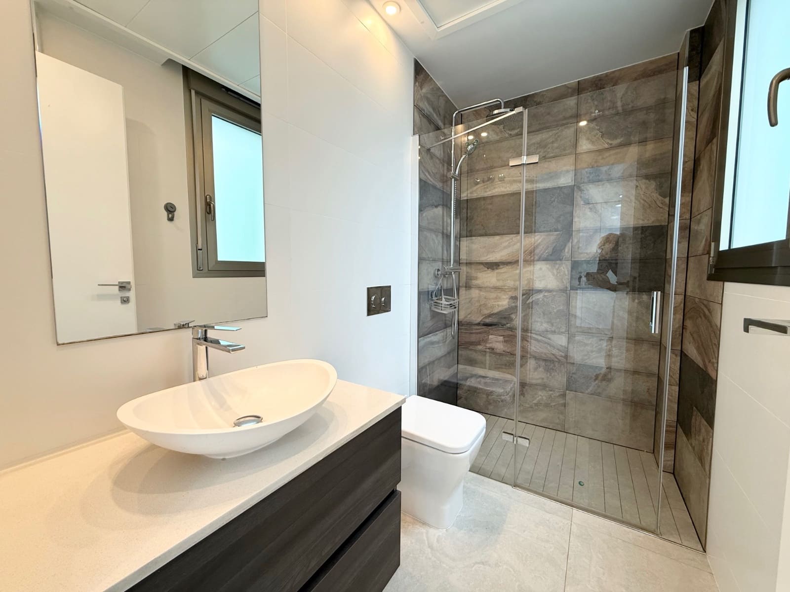 4 soveværelse Villa til salg i Villamartin med swimmingpool - € 595.000 (Ref: 9592227)