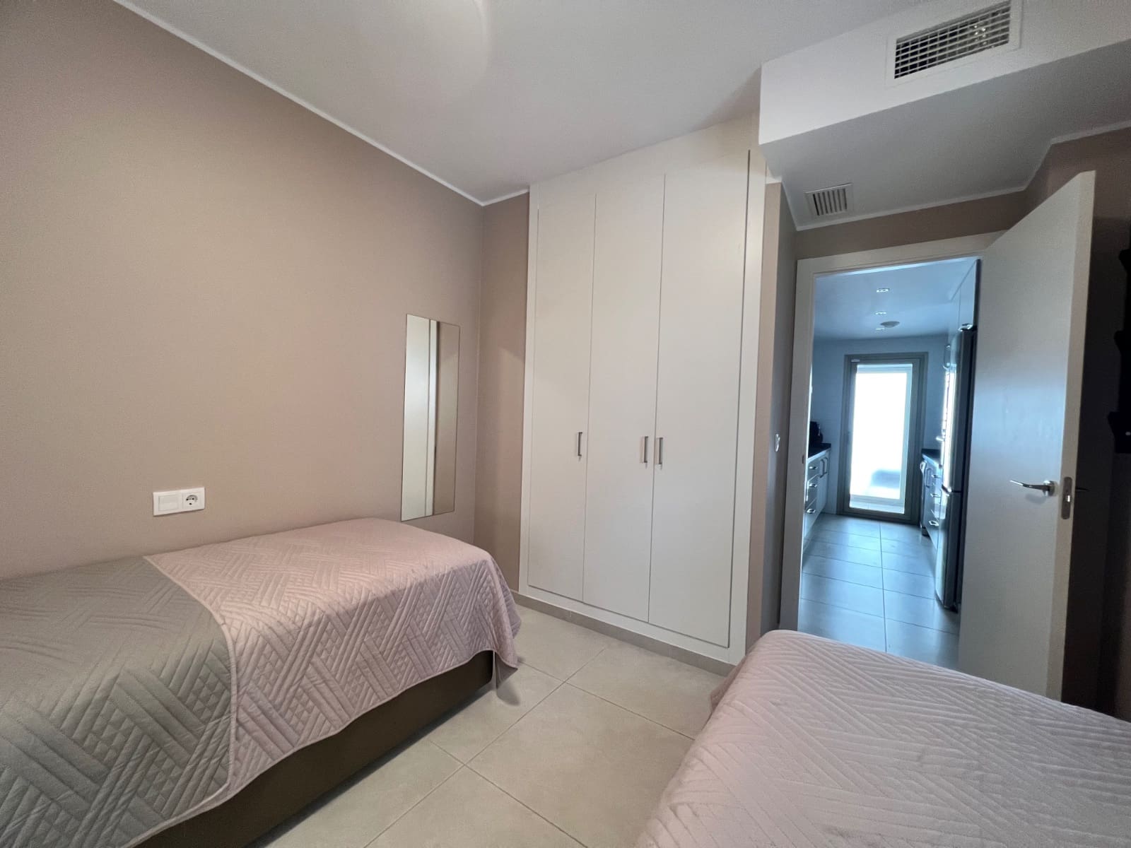 Apartamento de 2 habitaciones en Villamartin en venta con piscina - 259.000 € (Ref: 9598132)