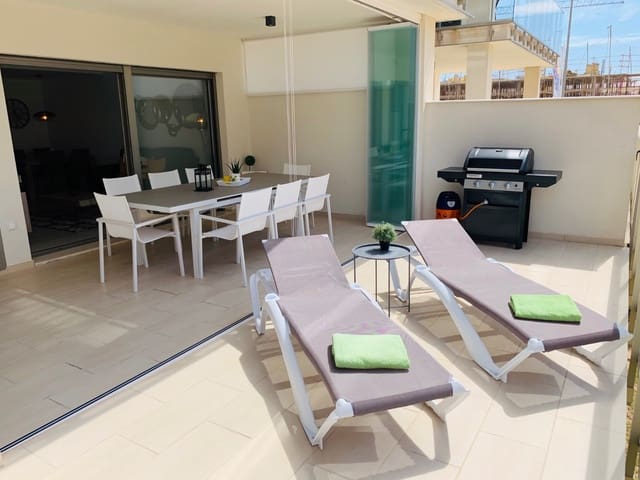 Apartamento de 2 habitaciones en Villamartin, Orihuela en venta con piscina - 259.000 € (Ref: 9598132)