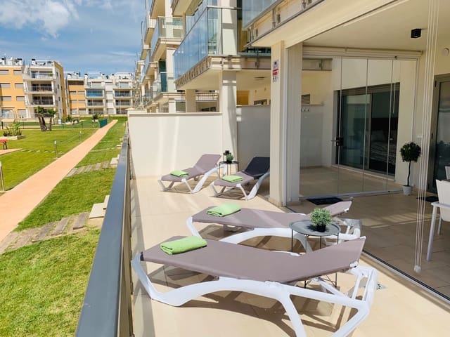 Apartamento de 2 habitaciones en Villamartin, Orihuela en venta con piscina - 259.000 € (Ref: 9598132)