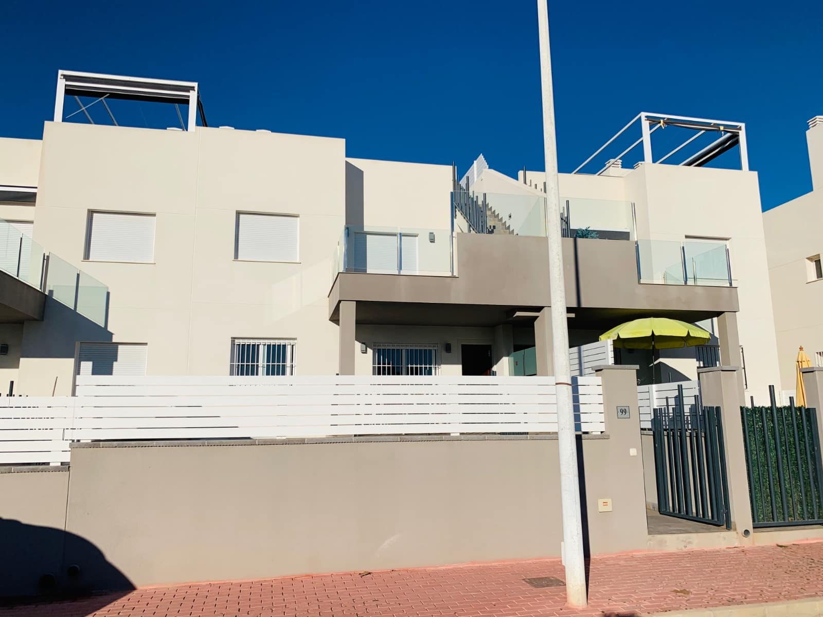 2 slaapkamer Appartement te koop in Torrevieja met zwembad - € 239.000 (Ref: 9598134)