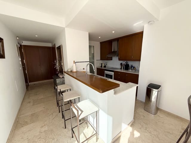 2 soveværelse Penthouse til salg i Punta Prima, Orihuela med swimmingpool - € 460.000 (Ref: 9618480)