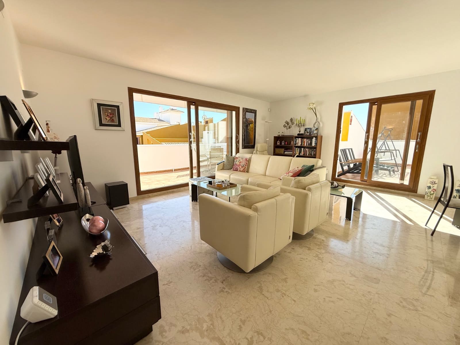 2 Zimmer Penthouse zu verkaufen in Orihuela Costa mit Pool - 460.000 € (Ref: 9618480)