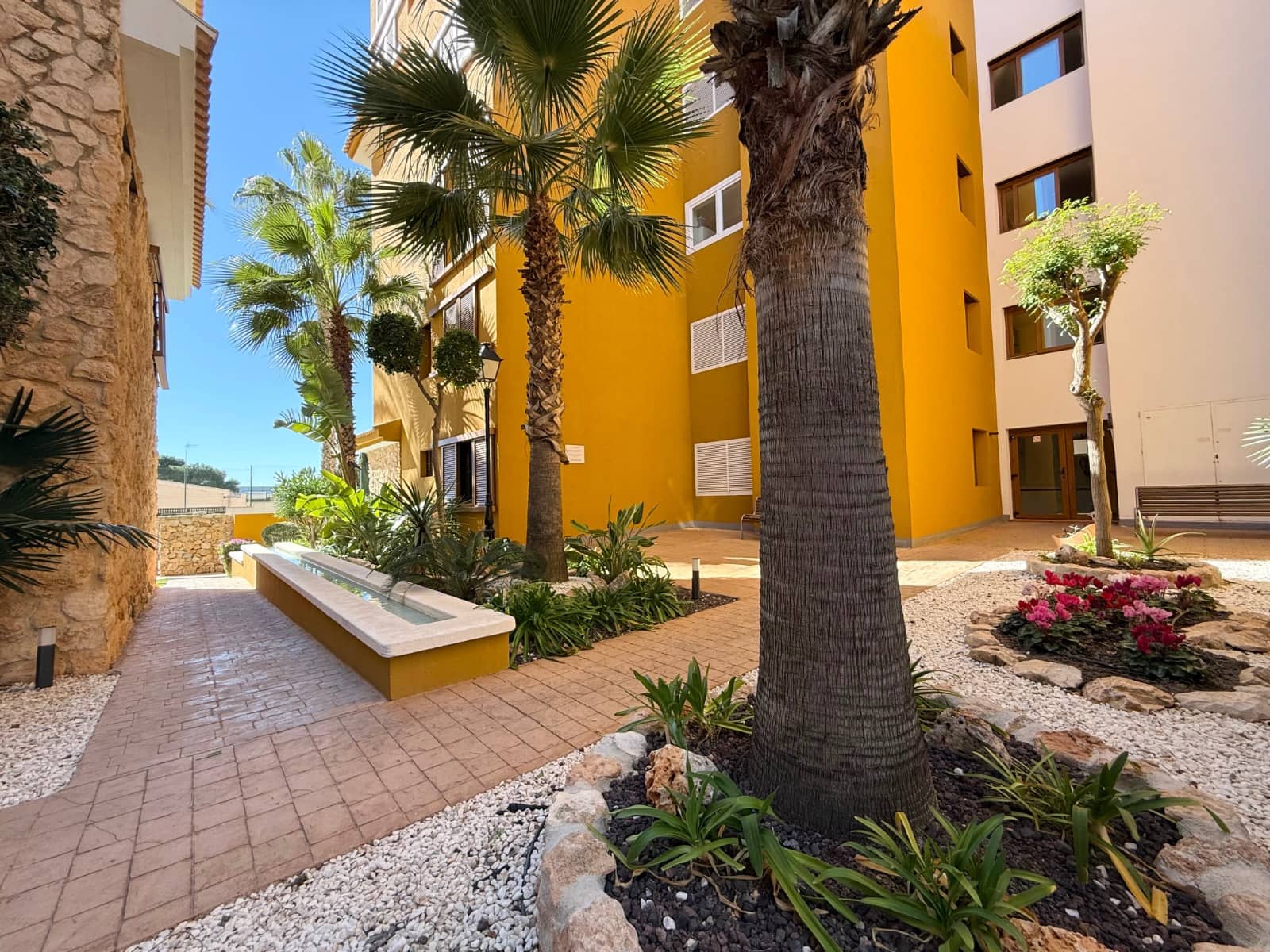 2 Zimmer Penthouse zu verkaufen in Orihuela Costa mit Pool - 460.000 € (Ref: 9618480)