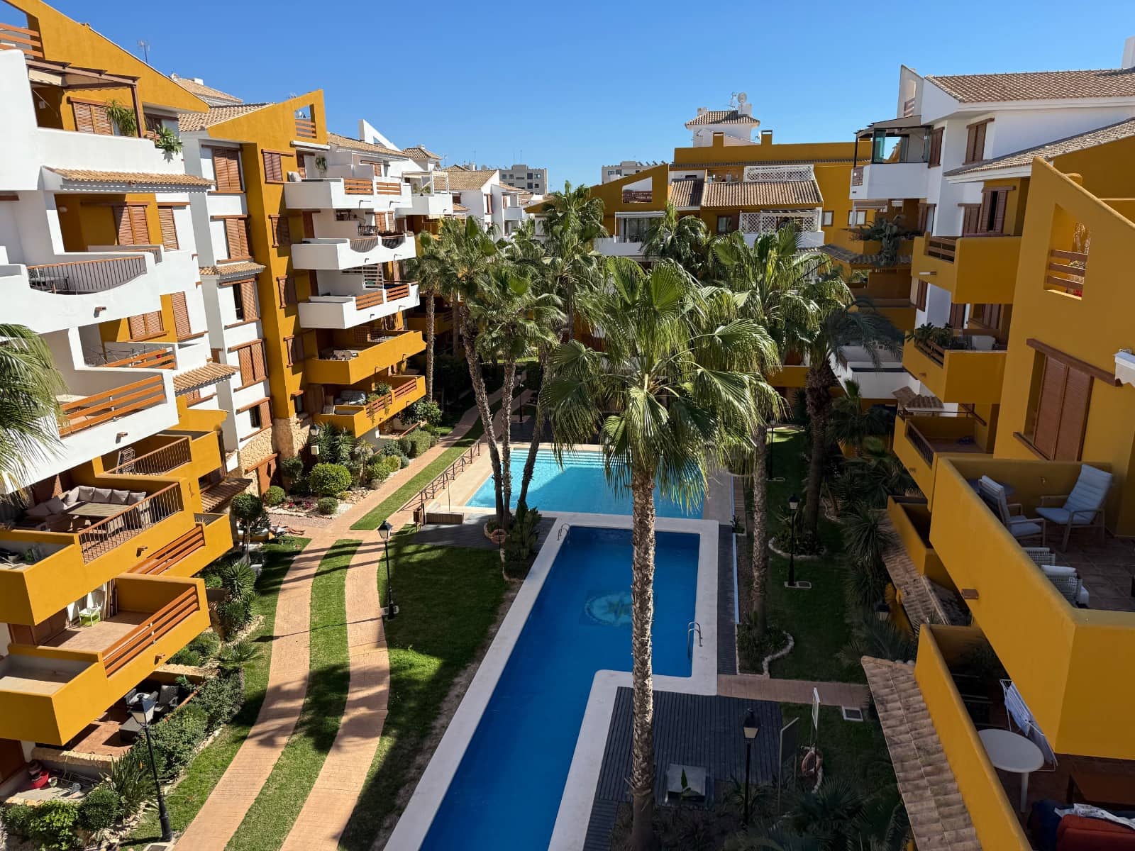 2 Zimmer Penthouse zu verkaufen in Orihuela Costa mit Pool - 460.000 € (Ref: 9618480)