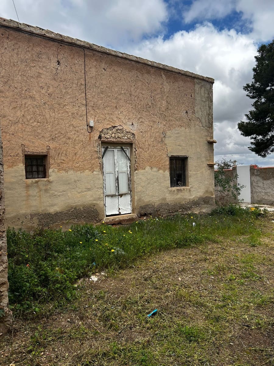 2 bedroom Villa for sale in Perin - € 59,000 (Ref: 9667226)