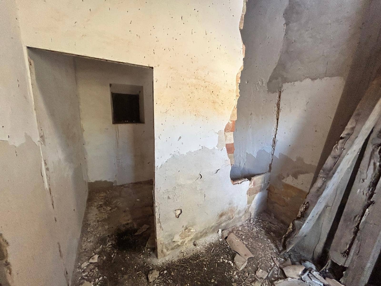 2 bedroom Villa for sale in Perin - € 59,000 (Ref: 9667226)