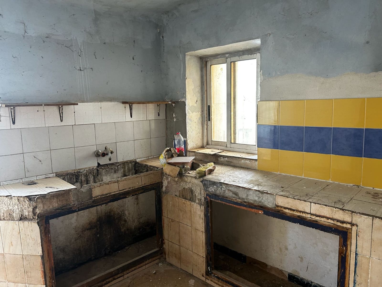 2 bedroom Finca/Country House for sale in Las Palas - € 67,000 (Ref: 9667228)