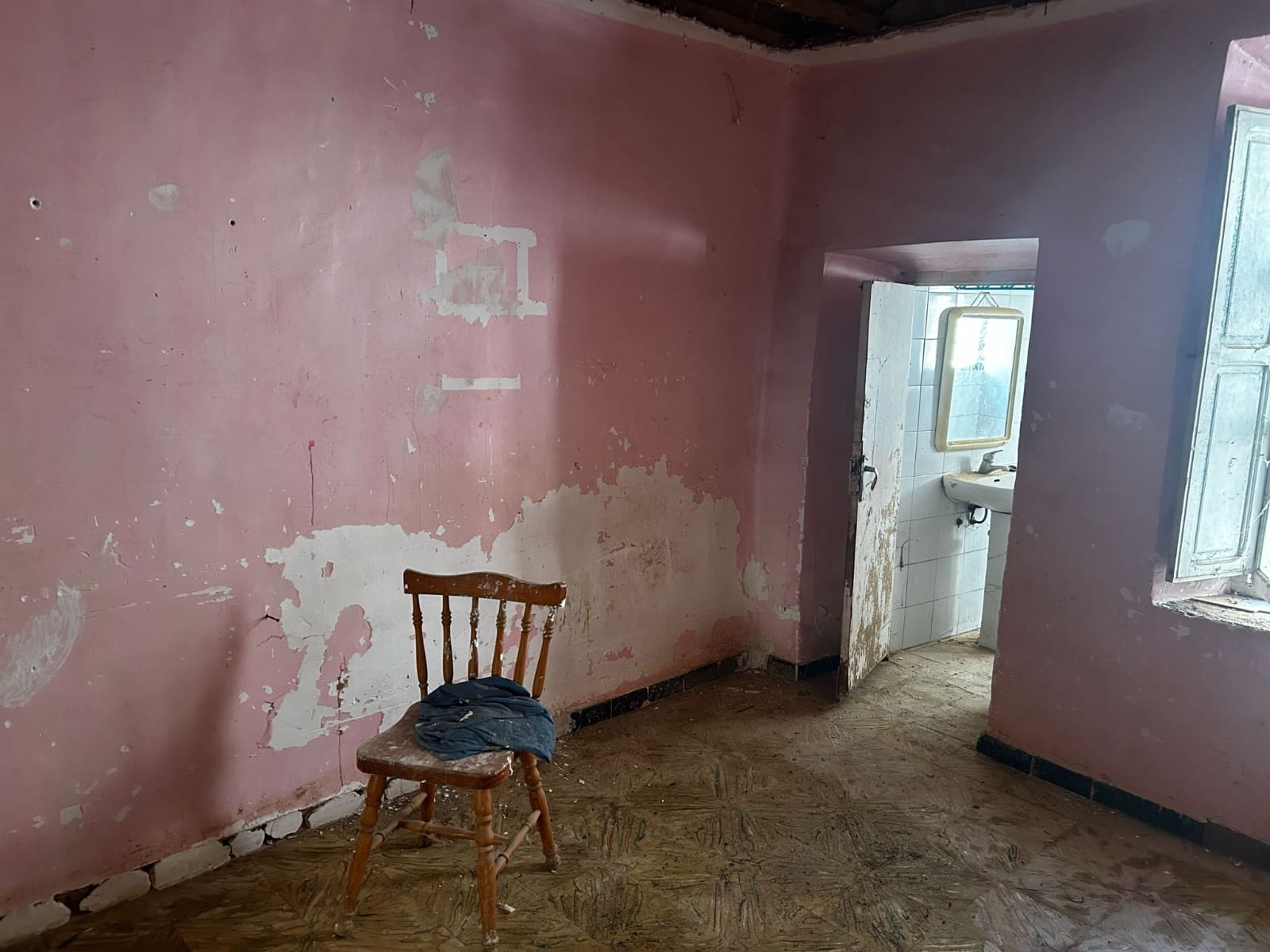 2 bedroom Finca/Country House for sale in Las Palas - € 67,000 (Ref: 9667228)