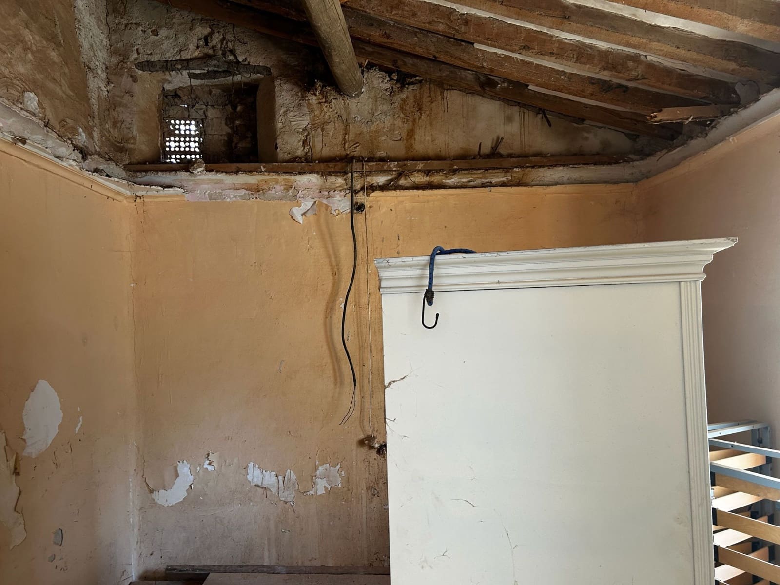 2 bedroom Finca/Country House for sale in Las Palas - € 67,000 (Ref: 9667228)