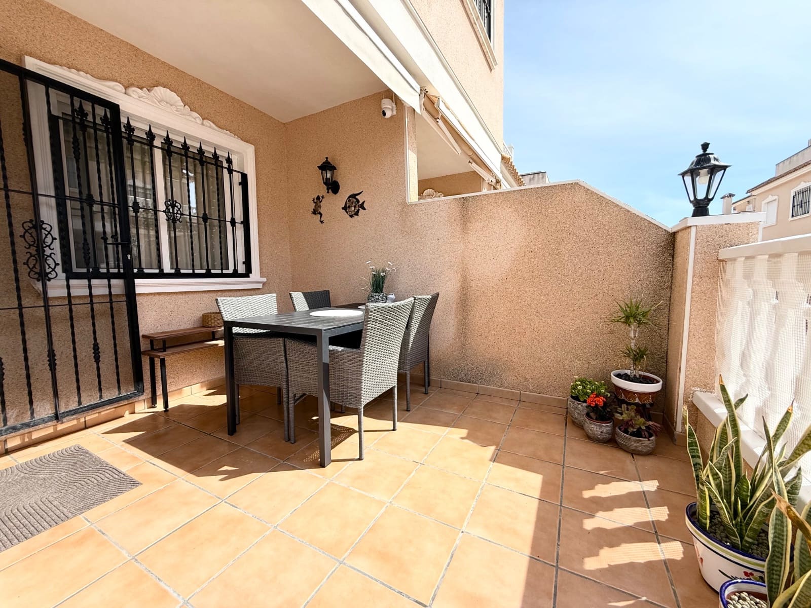 2 soverom Kjedet enebolig til salgs i Cabo Roig med svømmebasseng - € 235 000 (Ref: 9685614)