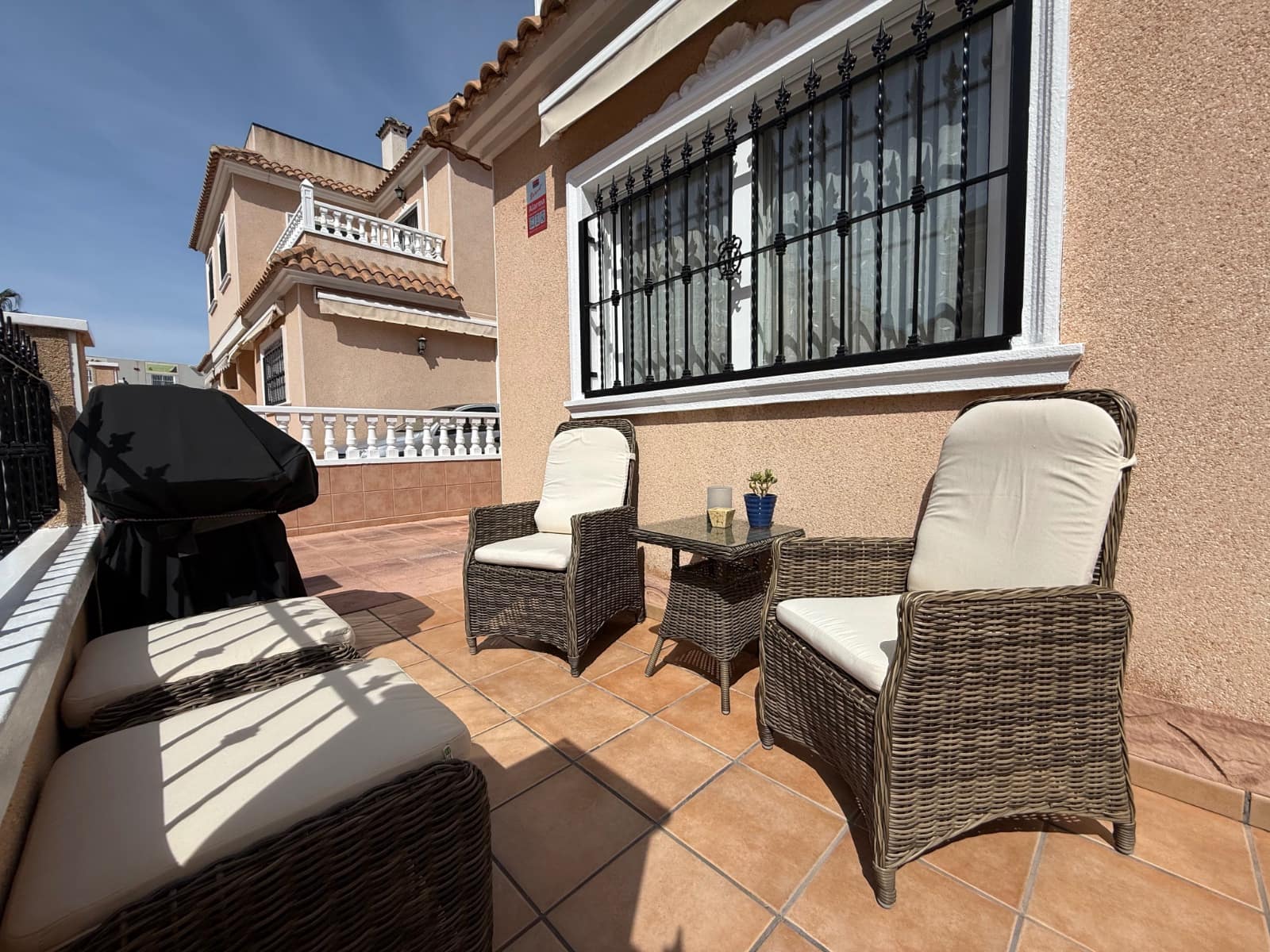 2 soverom Kjedet enebolig til salgs i Cabo Roig med svømmebasseng - € 235 000 (Ref: 9685614)