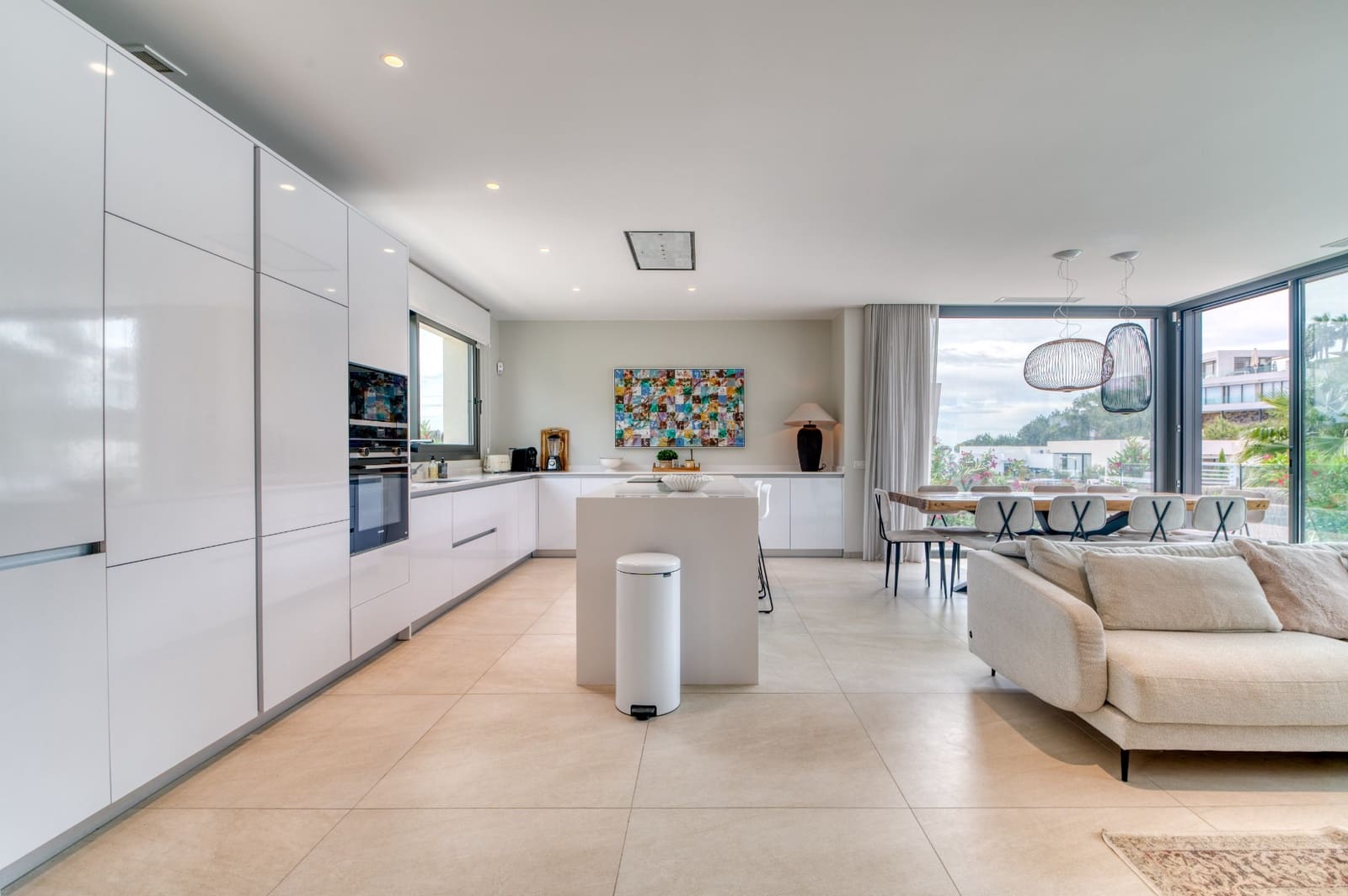 4 sovrum Villa till salu i Las Colinas Golf med pool - 1 450 000 € (Ref: 9700097)