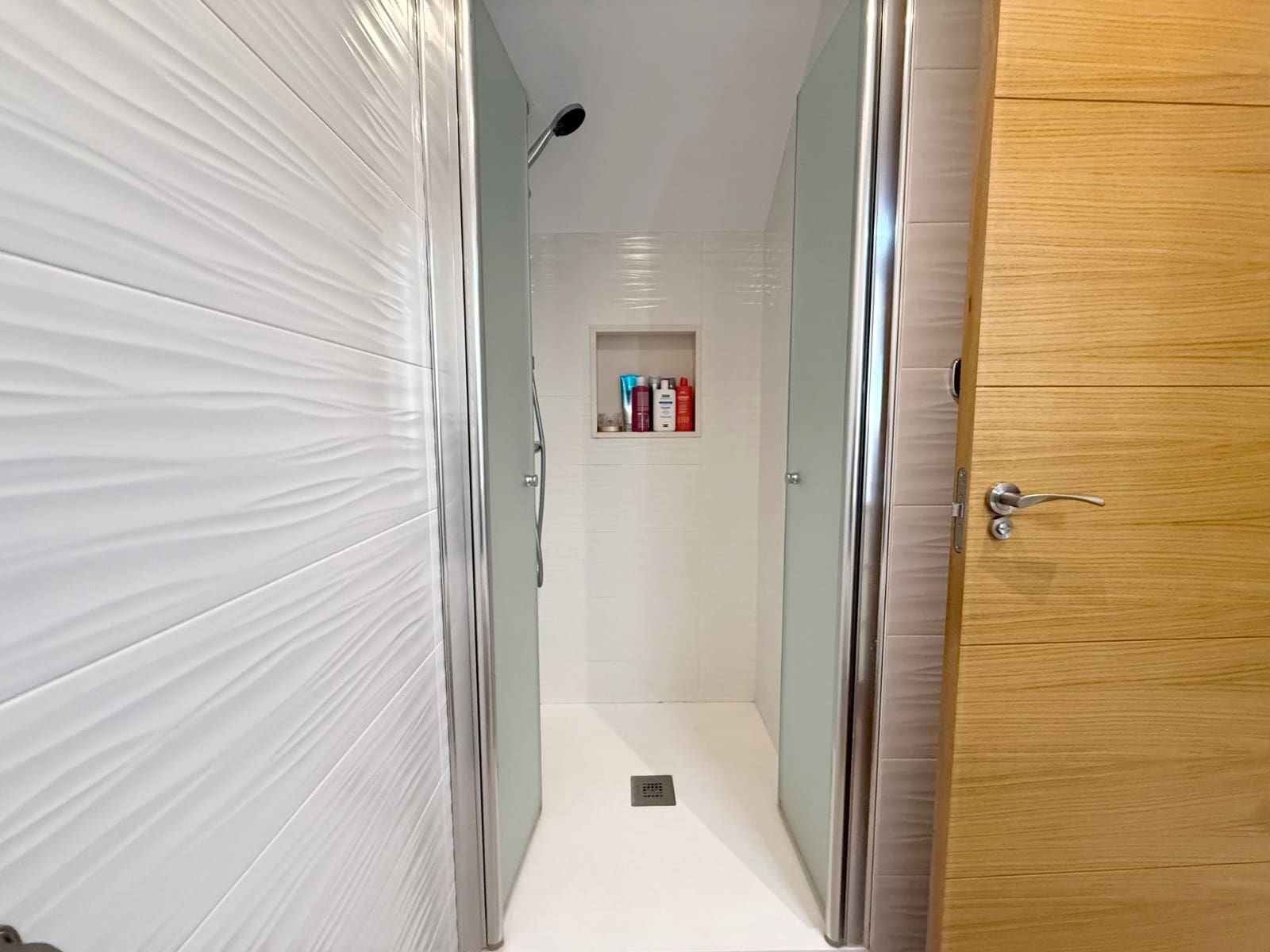 3 makuuhuone Huoneisto myytävänä paikassa Cabo Roig mukana uima-altaan - 329 000 € (Ref: 9723871)