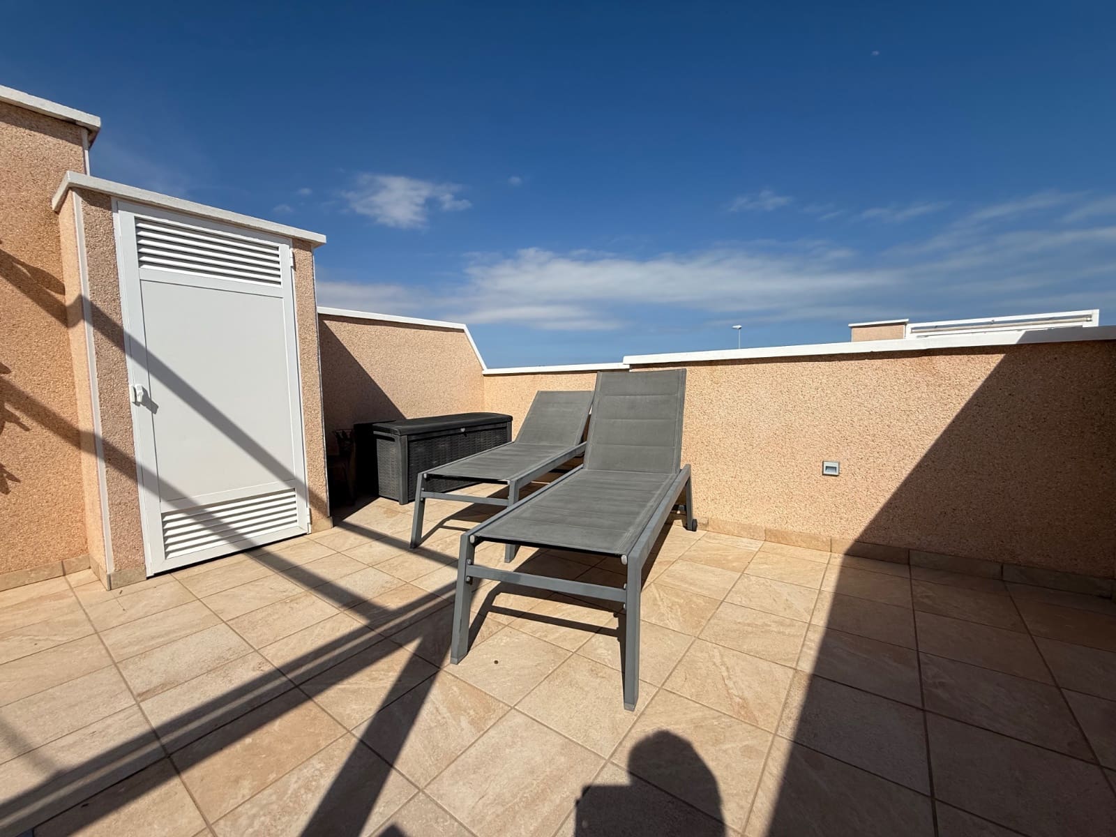 3 makuuhuone Huoneisto myytävänä paikassa Cabo Roig mukana uima-altaan - 329 000 € (Ref: 9723871)