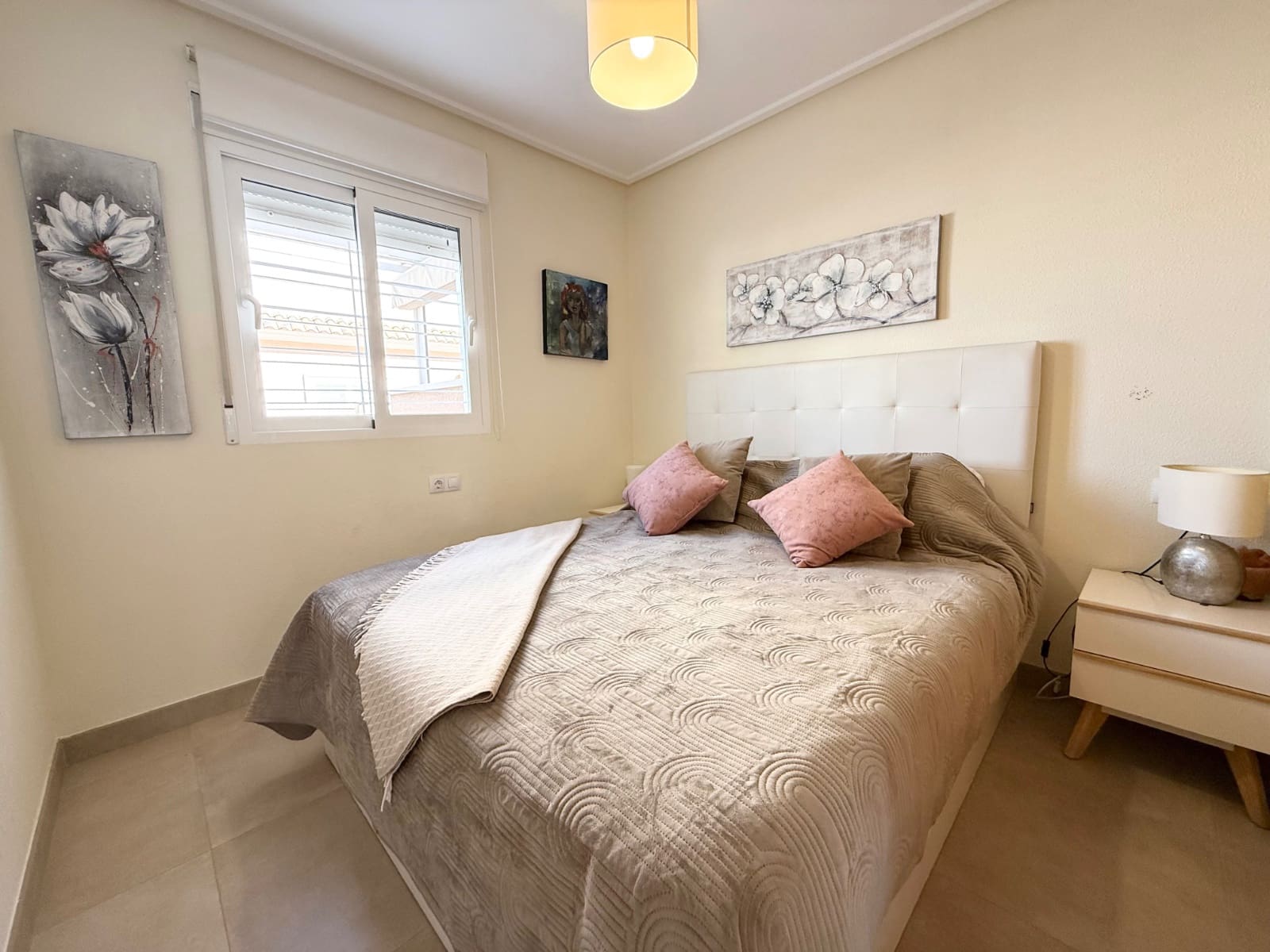 3 makuuhuone Huoneisto myytävänä paikassa Cabo Roig mukana uima-altaan - 329 000 € (Ref: 9723871)