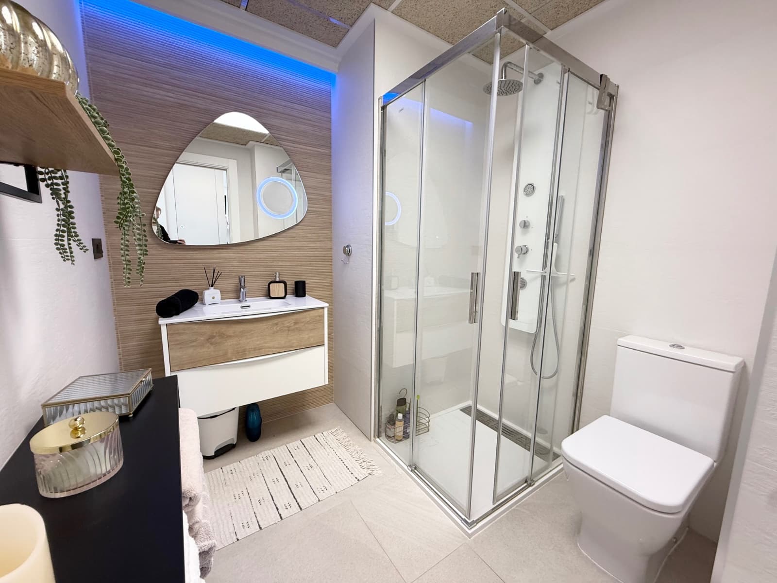 3 makuuhuone Huoneisto myytävänä paikassa Los Balcones mukana uima-altaan - 319 000 € (Ref: 9768998)