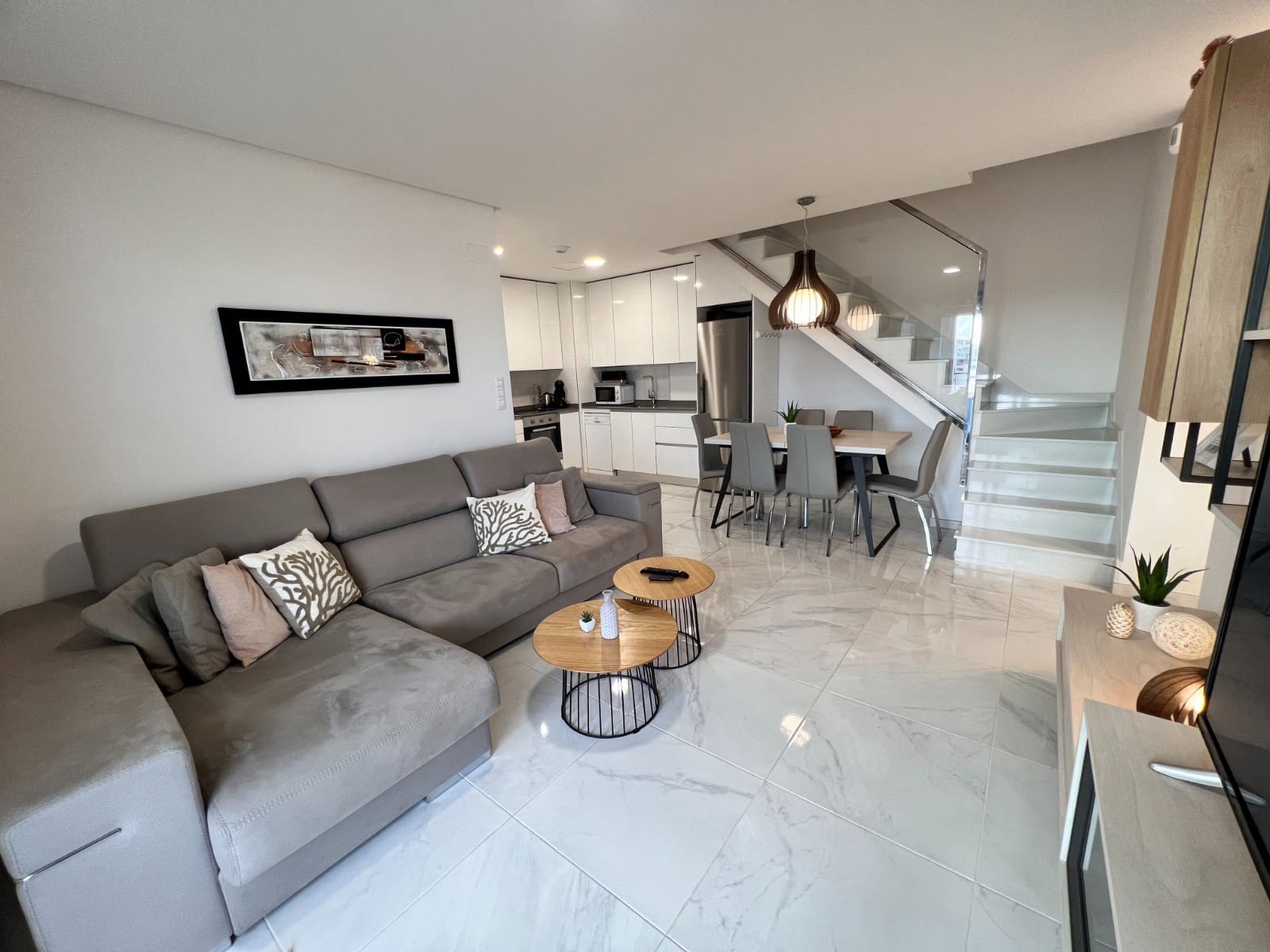 3 slaapkamer Appartement te koop in Villamartin met zwembad - € 340.000 (Ref: 9779083)