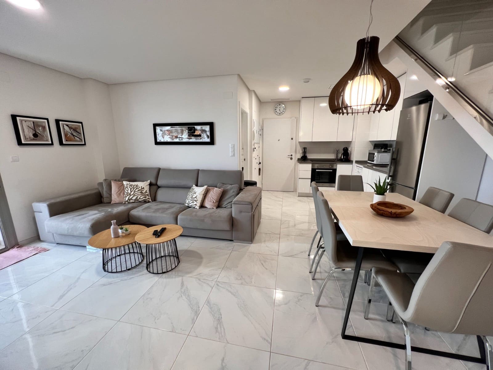 3 slaapkamer Appartement te koop in Villamartin met zwembad - € 340.000 (Ref: 9779083)