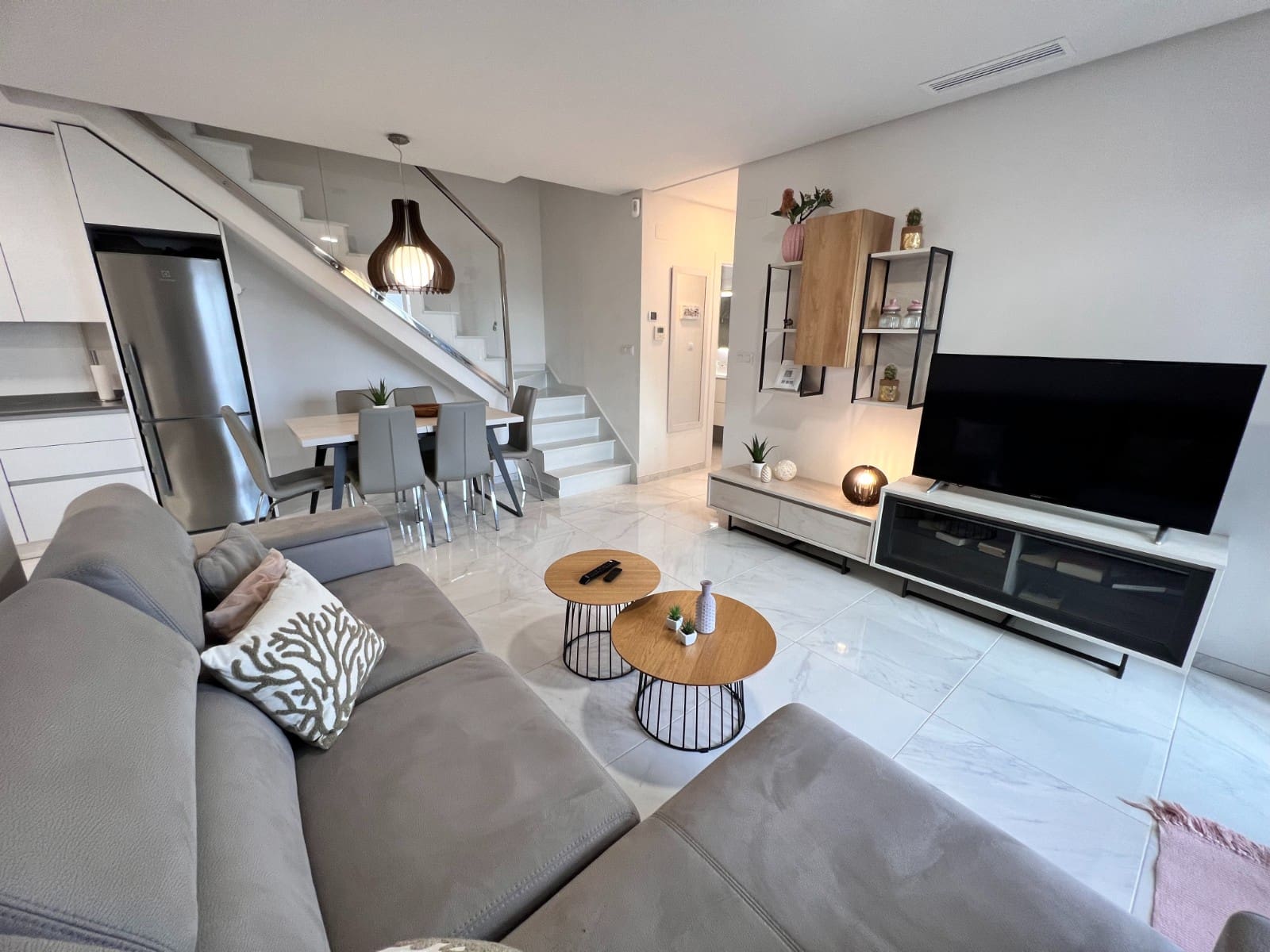 3 slaapkamer Appartement te koop in Villamartin met zwembad - € 340.000 (Ref: 9779083)