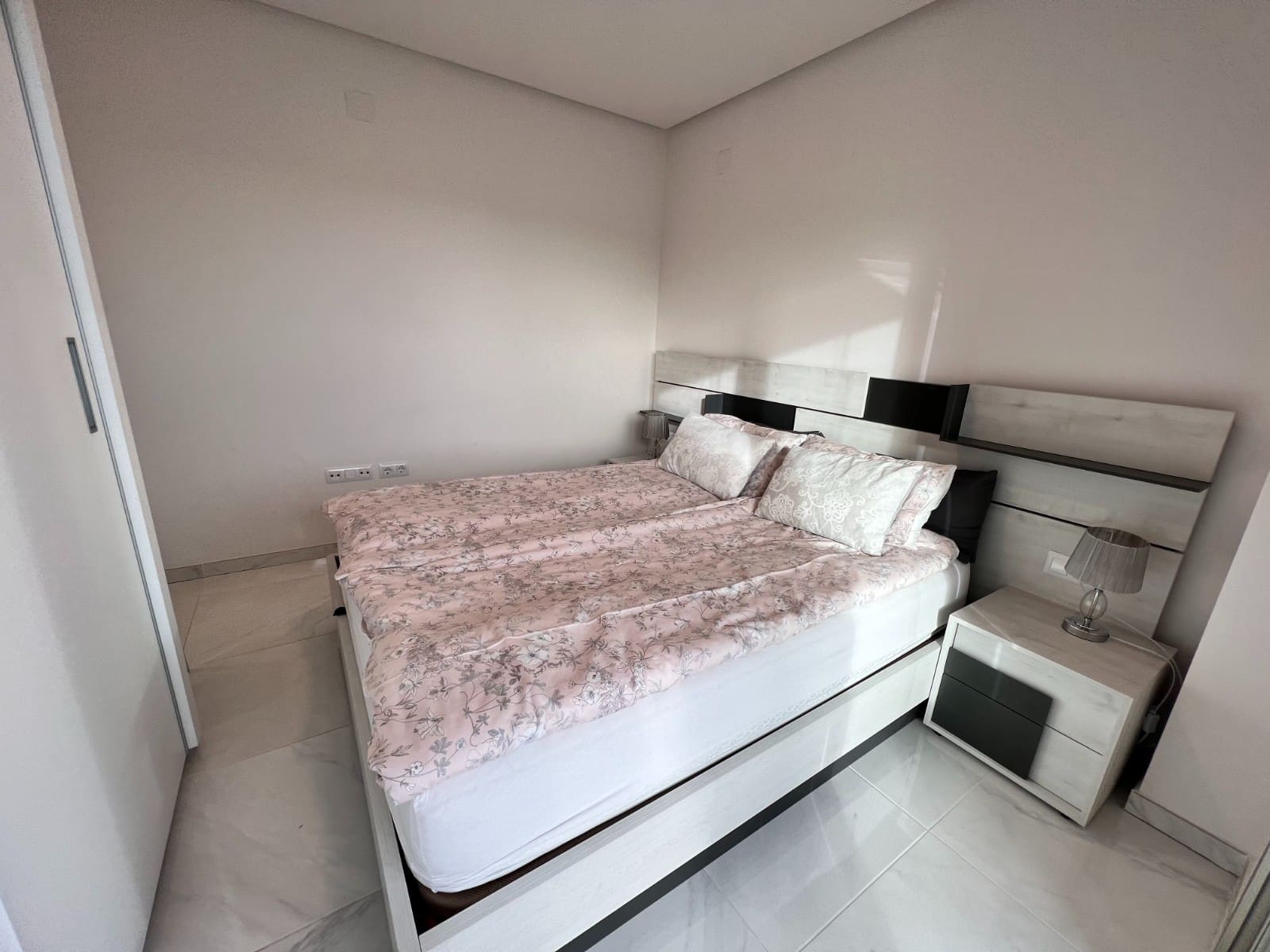 3 slaapkamer Appartement te koop in Villamartin met zwembad - € 340.000 (Ref: 9779083)