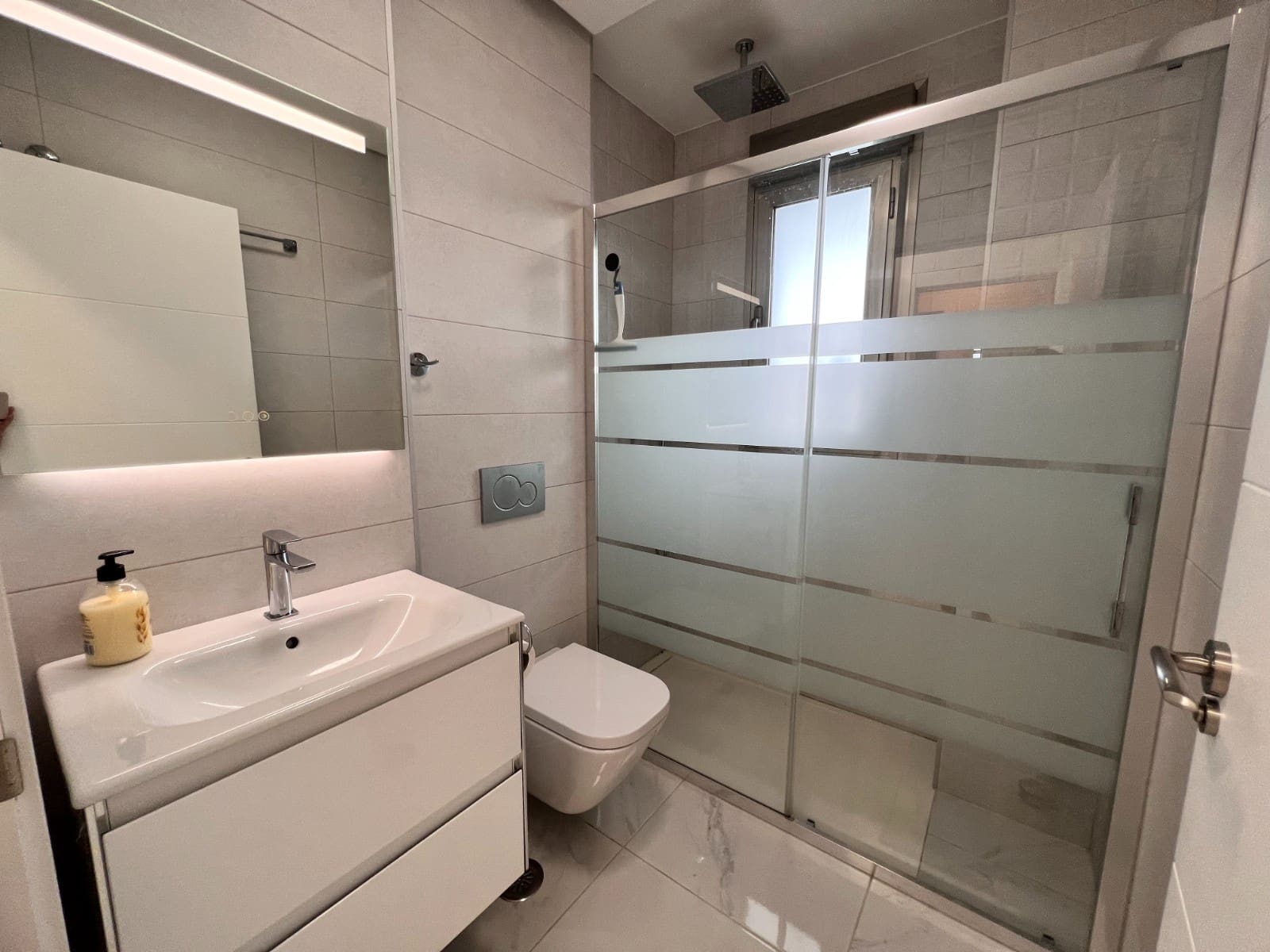 3 slaapkamer Appartement te koop in Villamartin met zwembad - € 340.000 (Ref: 9779083)