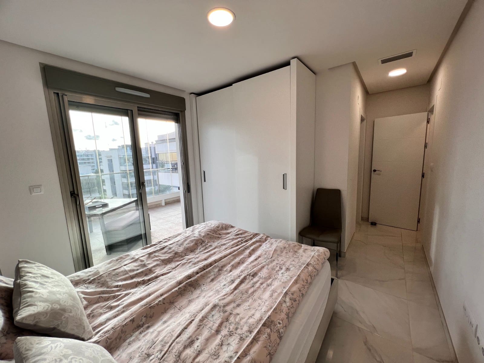 3 slaapkamer Appartement te koop in Villamartin met zwembad - € 340.000 (Ref: 9779083)