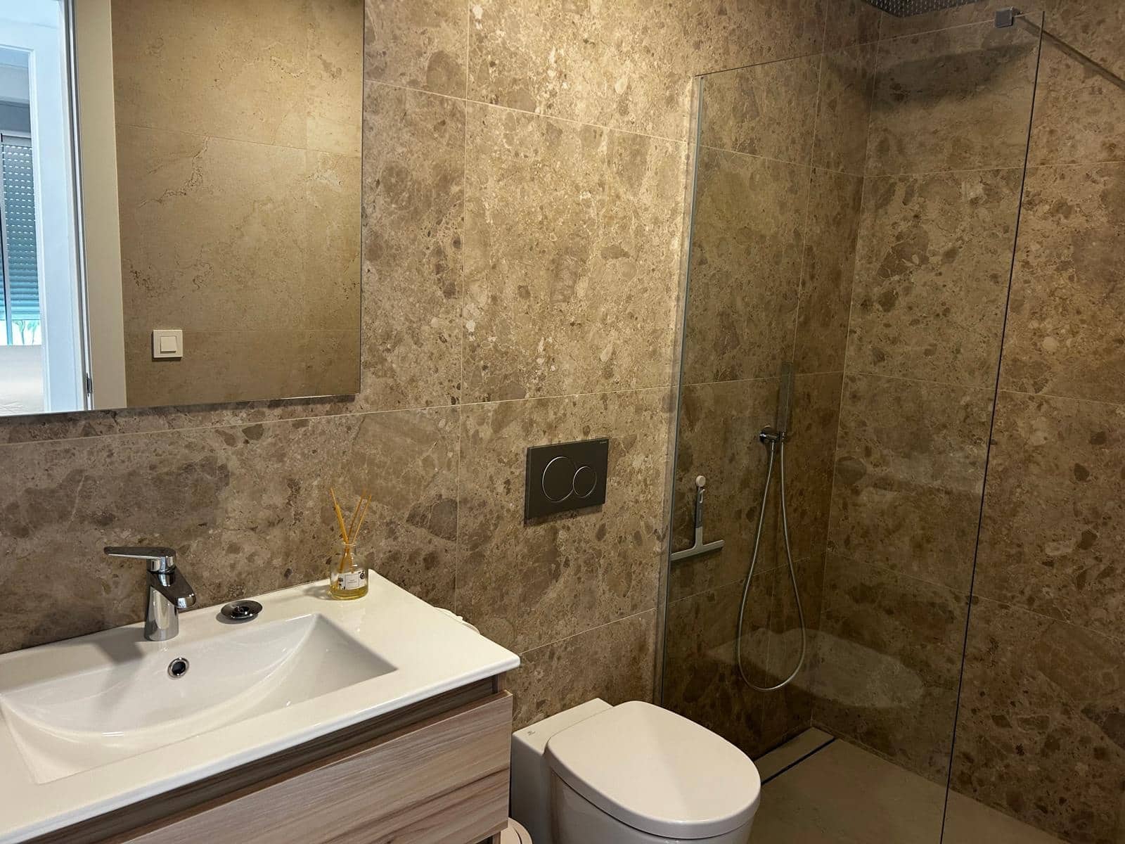 3 sovrum Semi-fristående Villa till salu i Los Alcazares med pool - 550 000 € (Ref: 9782307)