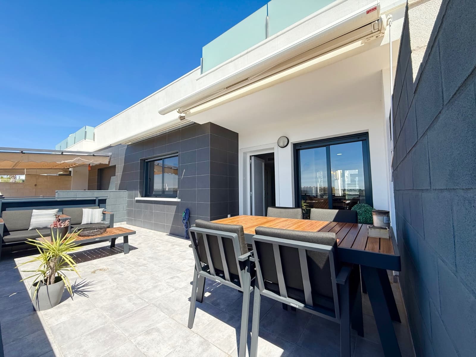 3 slaapkamer Huis te koop in Cabo Roig met zwembad - € 390.000 (Ref: 9793177)