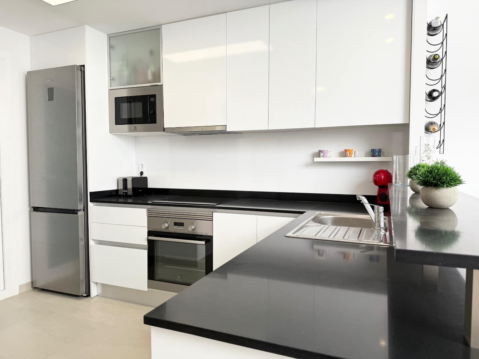 Apartamento de 2 habitaciones en Playa Flamenca en venta con piscina - 465.000 € (Ref: 9805587)