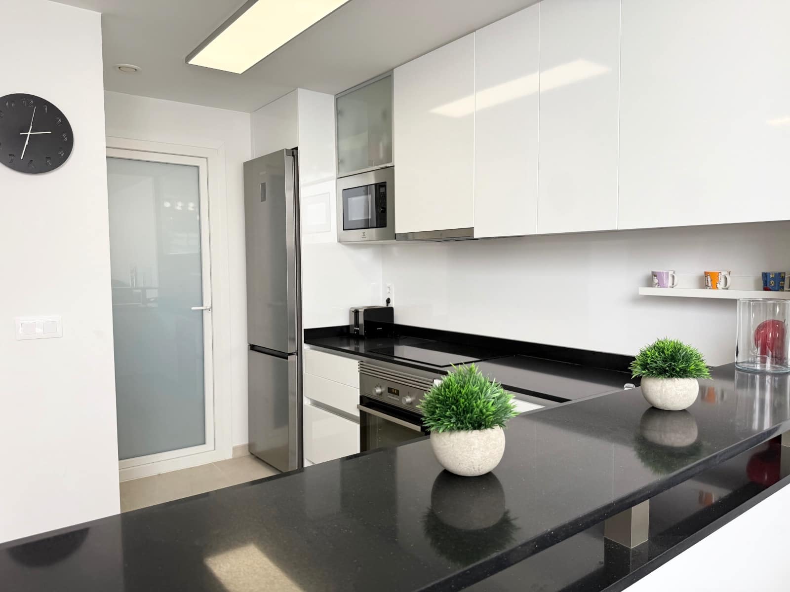 Apartamento de 2 habitaciones en Playa Flamenca en venta con piscina - 465.000 € (Ref: 9805587)