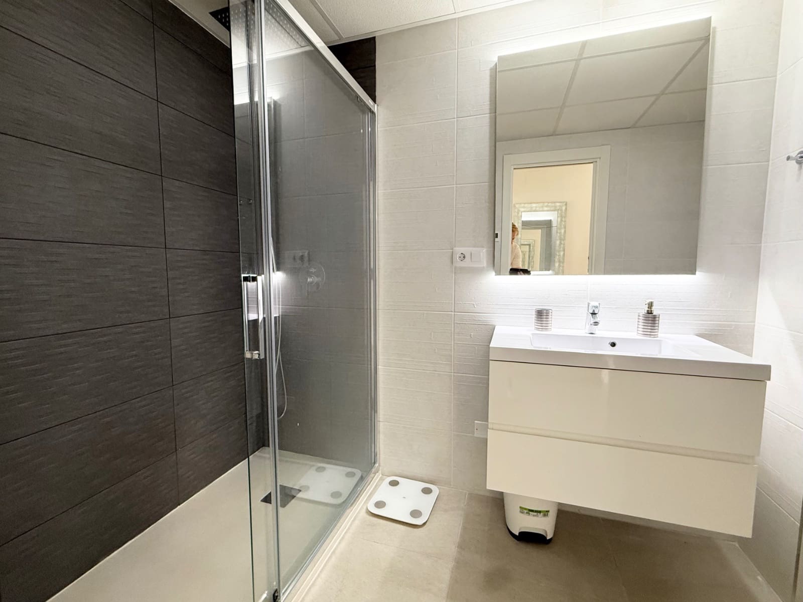 Apartamento de 2 habitaciones en Playa Flamenca en venta con piscina - 465.000 € (Ref: 9805587)