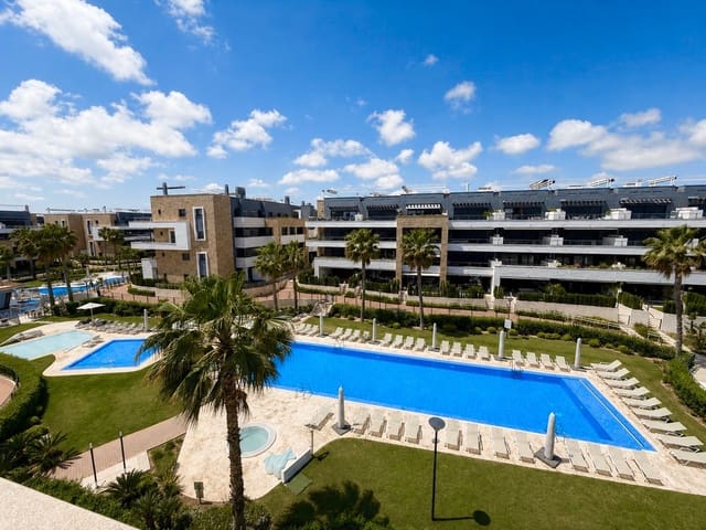 Apartamento de 2 habitaciones en Playa Flamenca, Orihuela en venta - 465.000 € (Ref: 9805587)