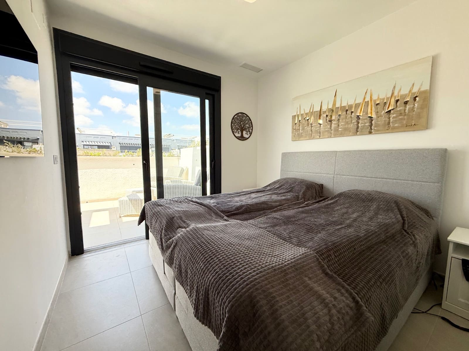 Apartamento de 2 habitaciones en Playa Flamenca en venta con piscina - 465.000 € (Ref: 9805587)