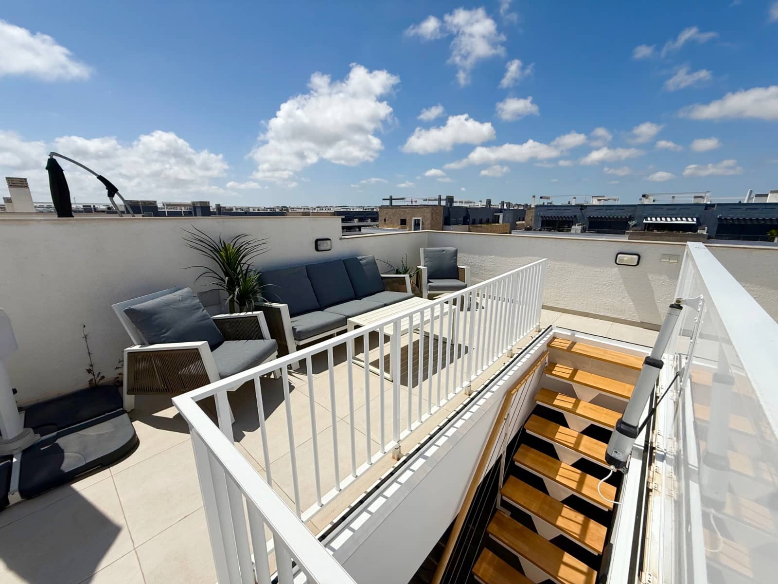 Apartamento de 2 habitaciones en Playa Flamenca en venta con piscina - 465.000 € (Ref: 9805587)