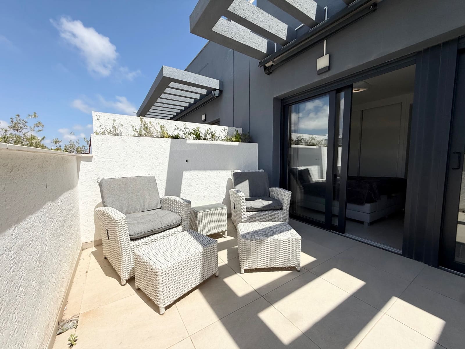 Apartamento de 2 habitaciones en Playa Flamenca en venta con piscina - 465.000 € (Ref: 9805587)