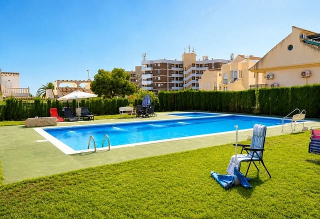 3 Zimmer Apartment zu verkaufen in La Zenia, Orihuela mit Pool - 415.000 € (Ref: 9813931)
