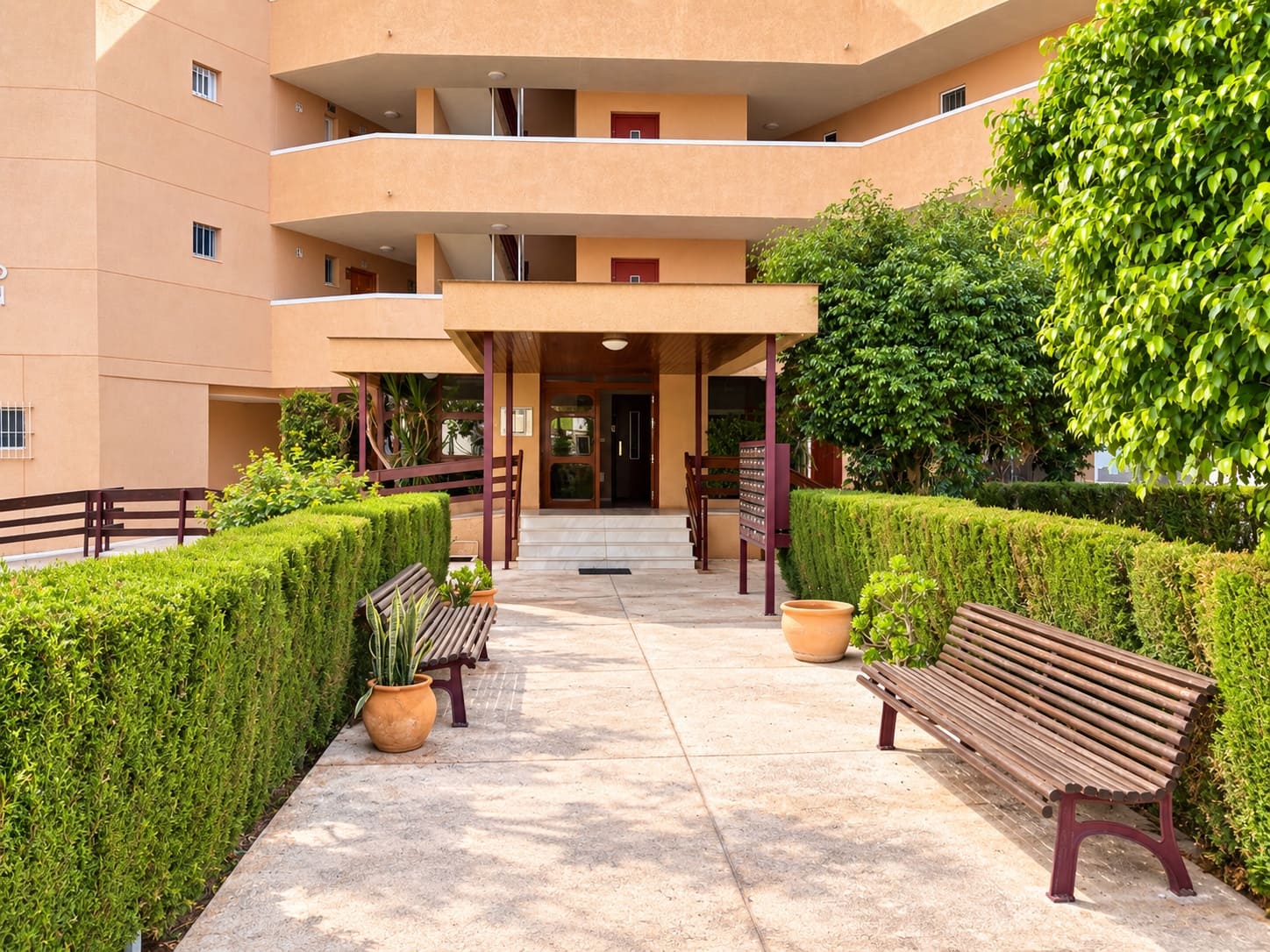 3 bedroom Apartment for sale in La Zenia with pool - € 247,000 (Ref: 9813931)