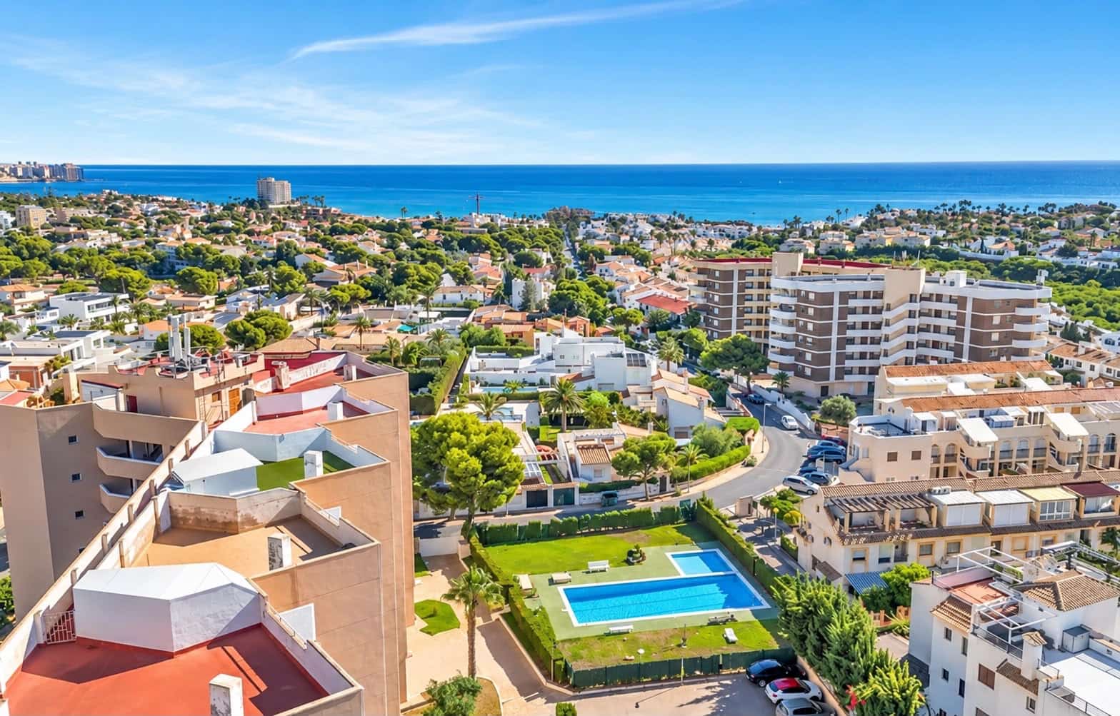 3 bedroom Apartment for sale in La Zenia with pool - € 247,000 (Ref: 9813931)