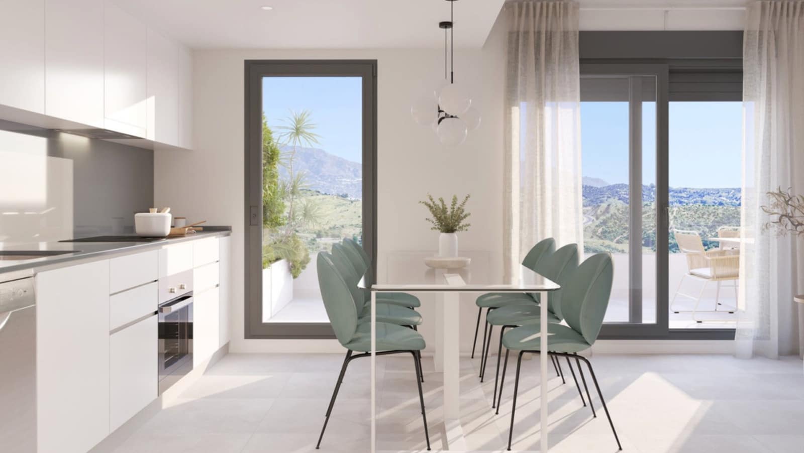 4 bedroom Apartment for sale in Sitio de Calahonda with pool - € 570,000 (Ref: 9841158)