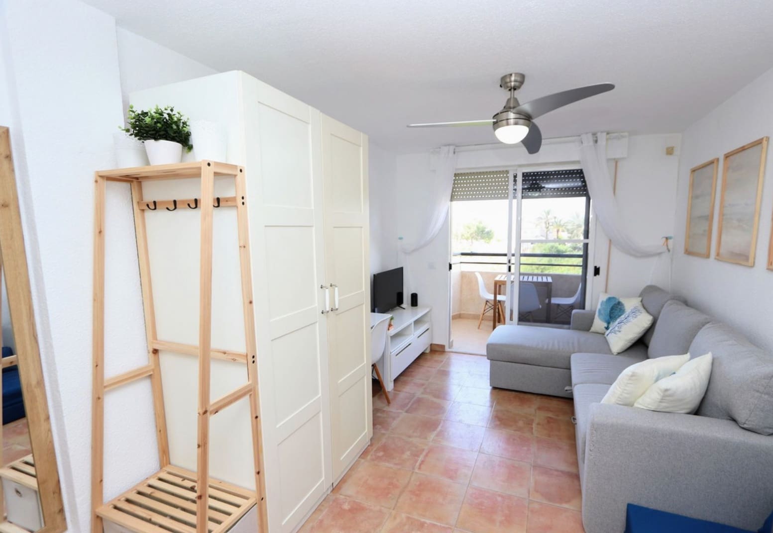 Apartment for sale in Pilar de la Horadada - € 129,900 (Ref: 9841164)