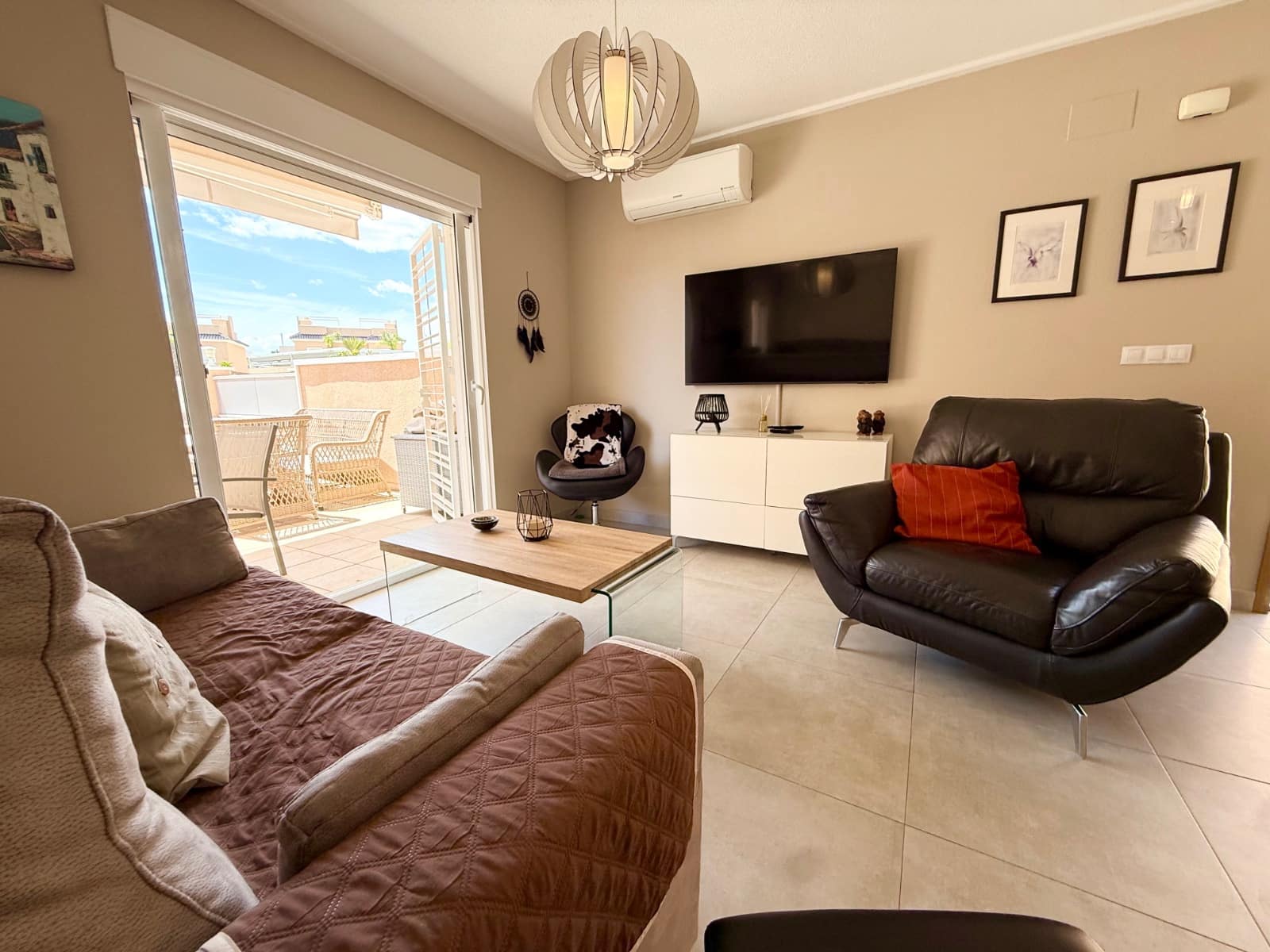 2 bedroom Apartment for sale in Cabo Roig with pool - € 249,000 (Ref: 9841740)