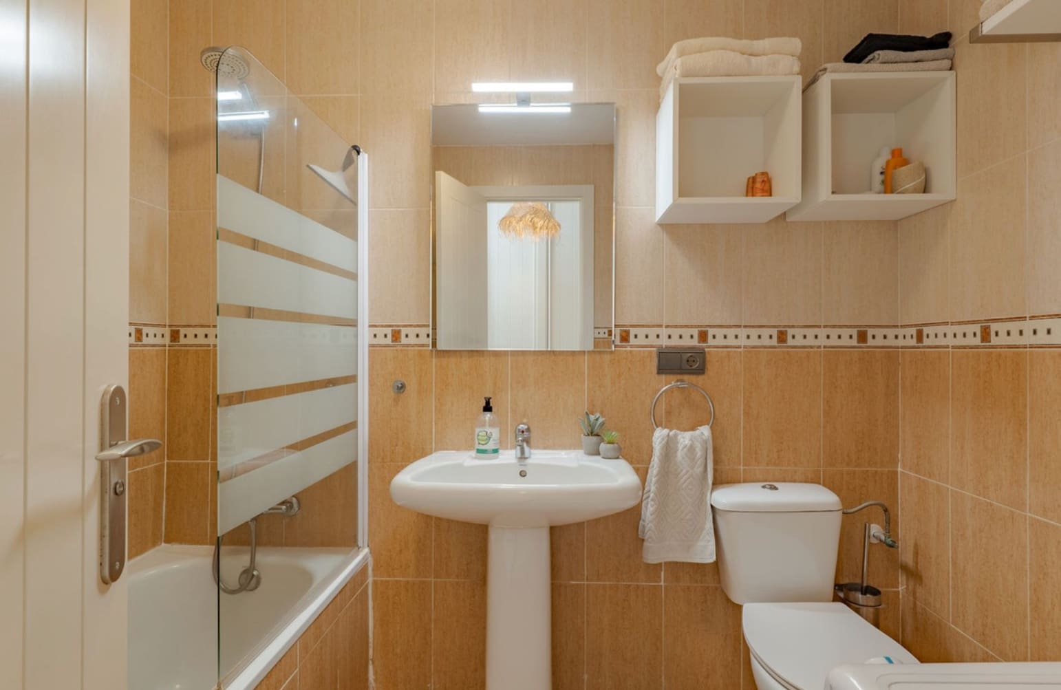 2 sypialnia Apartament na sprzedaż w Sitio de Calahonda z basenem - 305 000 € (Ref: 9857692)