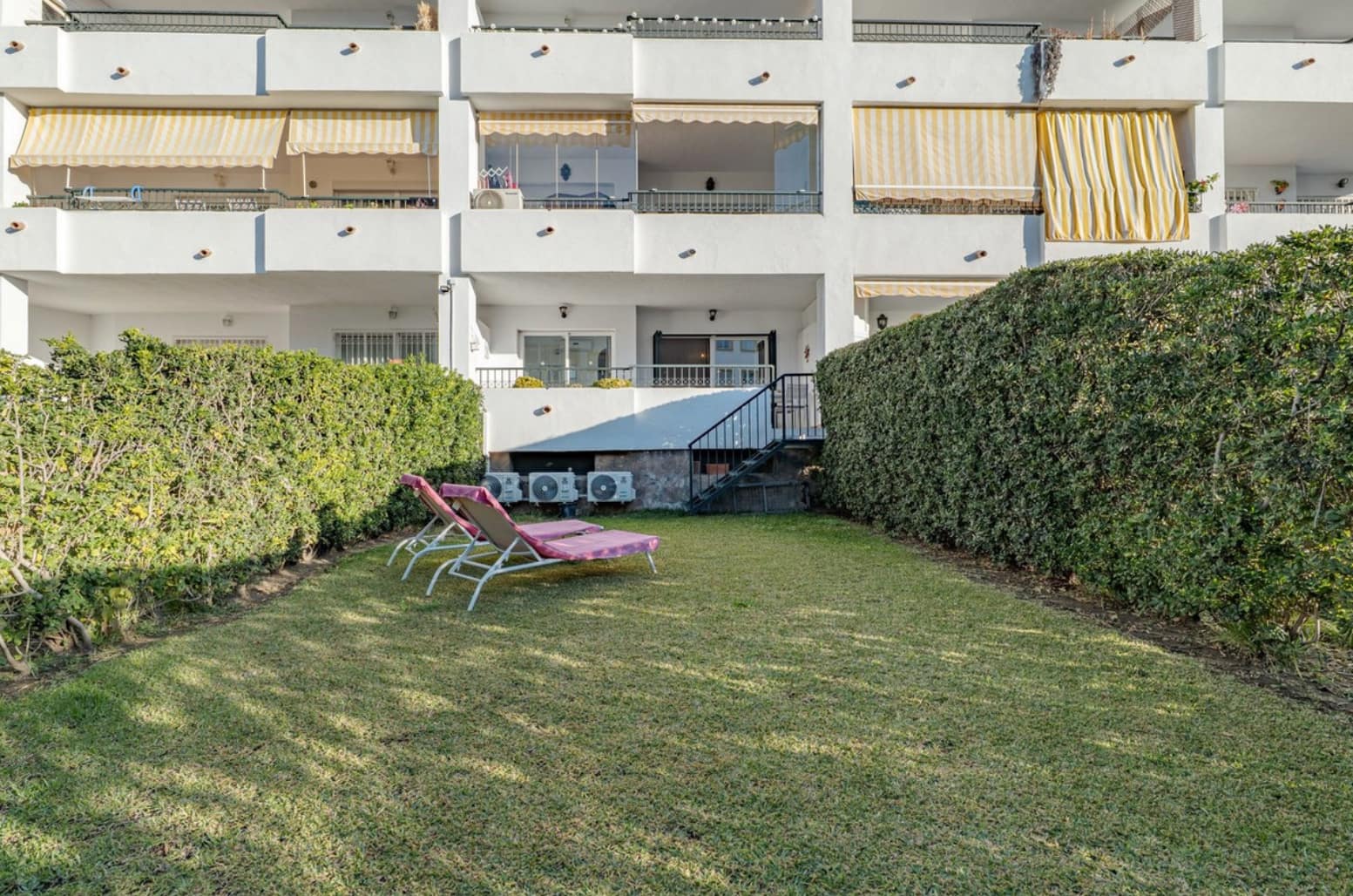2 sypialnia Apartament na sprzedaż w Sitio de Calahonda z basenem - 305 000 € (Ref: 9857692)