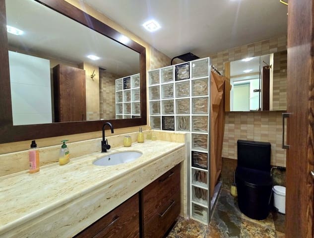 1 chambre Appartement à vendre à Golden Mile, Marbella avec piscine - 400 000 € (Ref: 9858154)