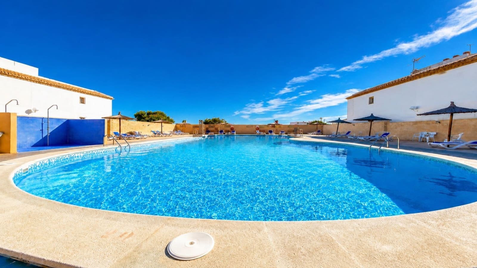 3 sovrum Lägenhet till salu i Torrevieja med pool - 175 000 € (Ref: 9872545)