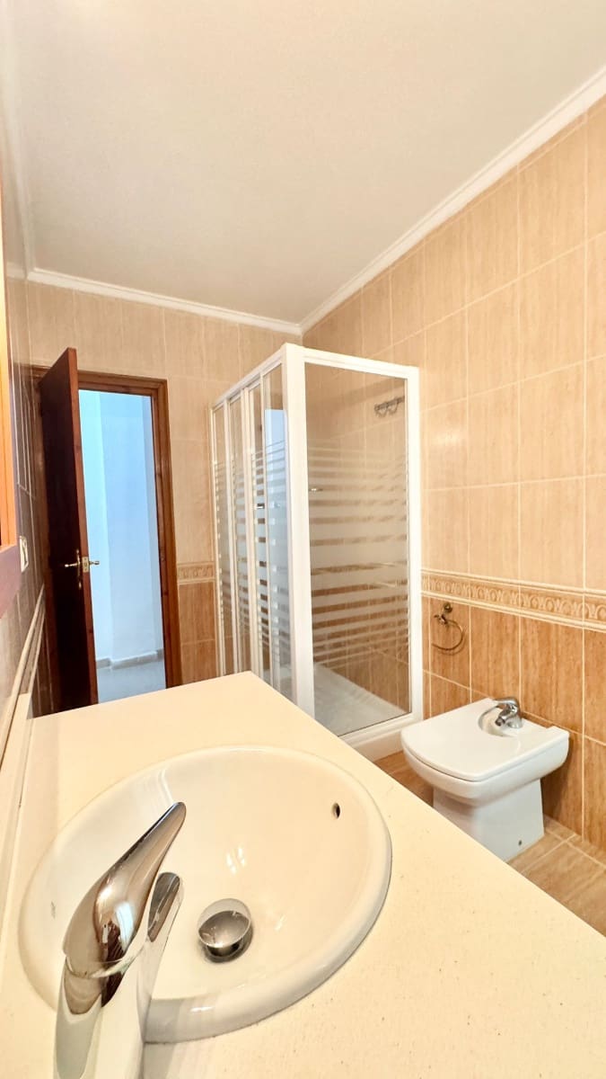 4 soveværelse Lejlighed til salg i Torrevieja - € 207.000 (Ref: 9874018)