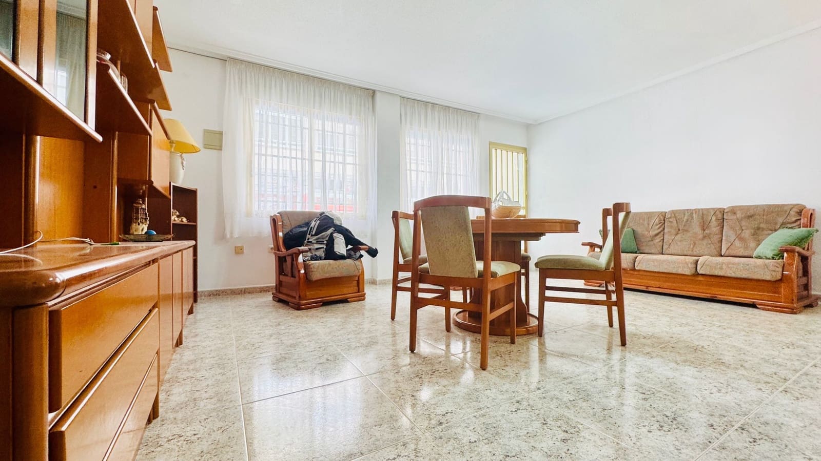 4 soveværelse Lejlighed til salg i Torrevieja - € 207.000 (Ref: 9874018)